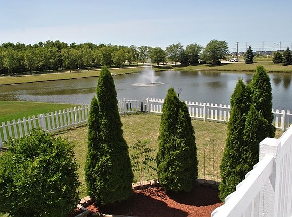 5th image of 105 Walnut Dr