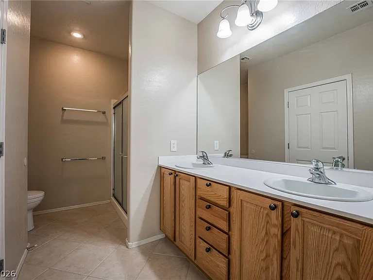 2563 Evening Twilight Ave — Photo 10