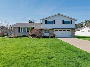 24840 Maidstone Ln #1, Beachwood, OH