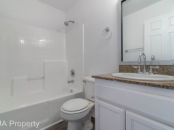 4th image of 23975 Bay Ave APT 7