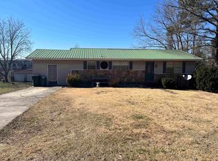 361 Lake Shore Dr, Haleyville, AL 35565