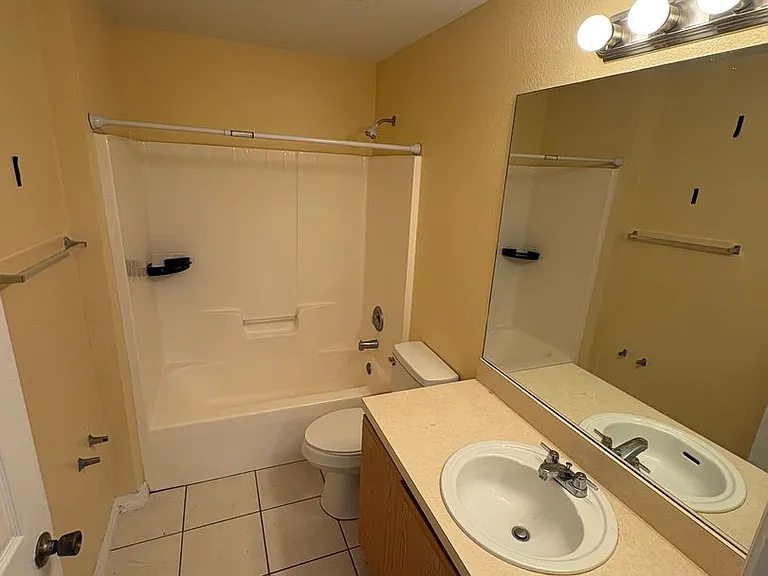 64 Cordona Dr #B — Photo 20
