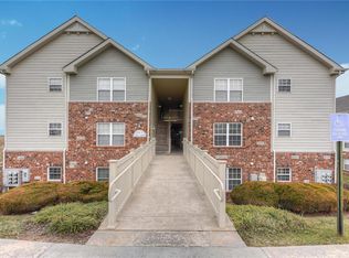 1411 Piedmont Cir, Saint Peters, MO 63304