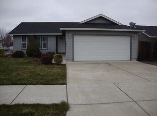 2460 W McAndrews Rd, Medford, OR 97501