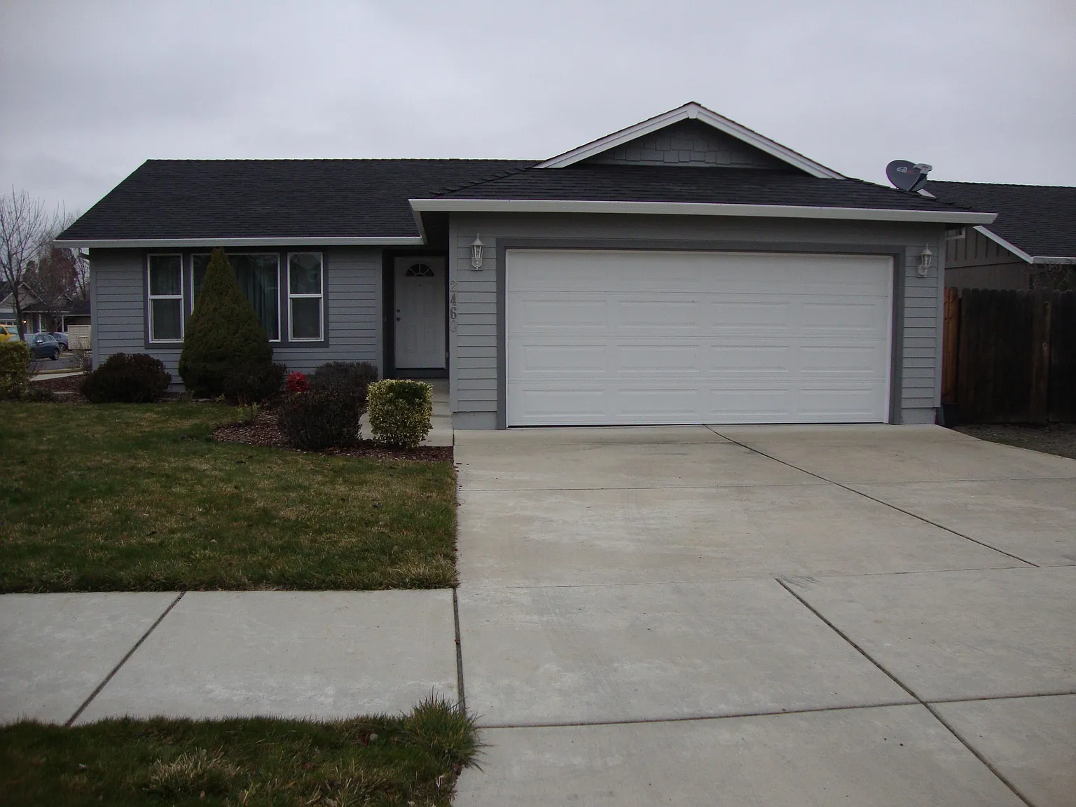 2460 W McAndrews Rd photo 1
