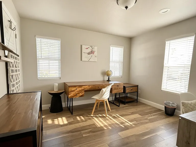 4337 Hopkins Ave — Photo 15