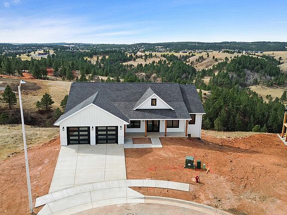 3rd image of 4825 Pikes Peak Ct