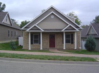 4907 N Creekwood Dr, Saint Joseph, MO 64507