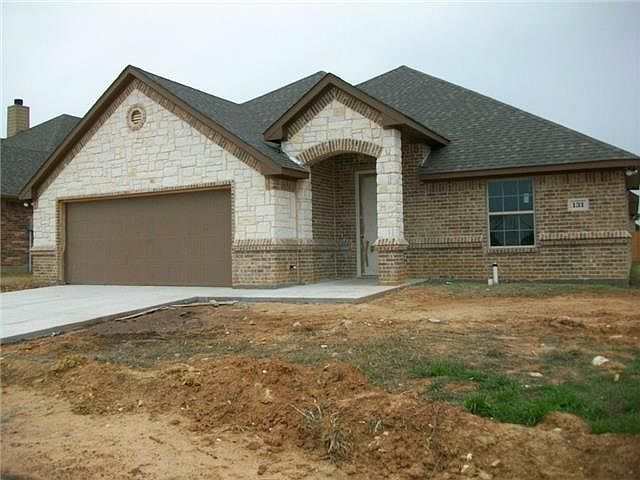 1st image of 131 Donna Cir