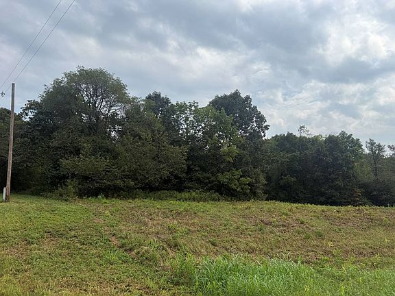 3rd image of 101 Zion Cemetery Rd