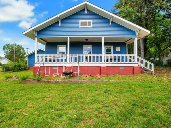 1050 W Blackstock Rd, Spartanburg, SC 29301