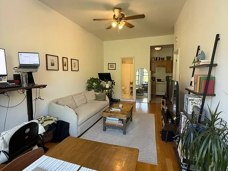 66 W 69th St #4A — Photo 2