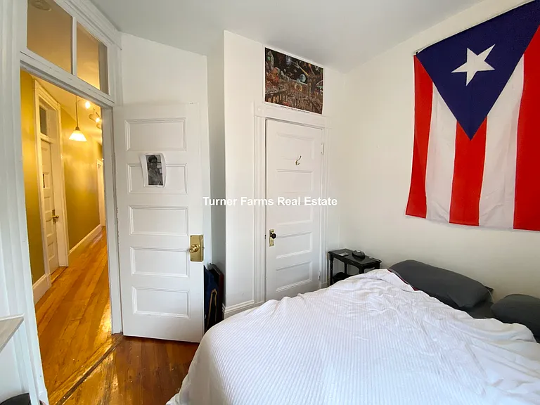 12 Oswald St #2A — Photo 16