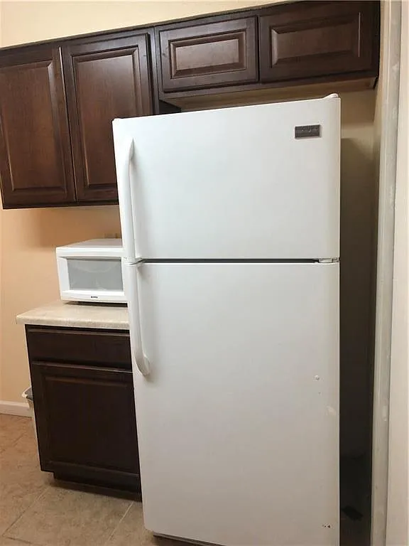 2 bed, 2.0 bath, 4678 sqft, $1,495 — Photo 4