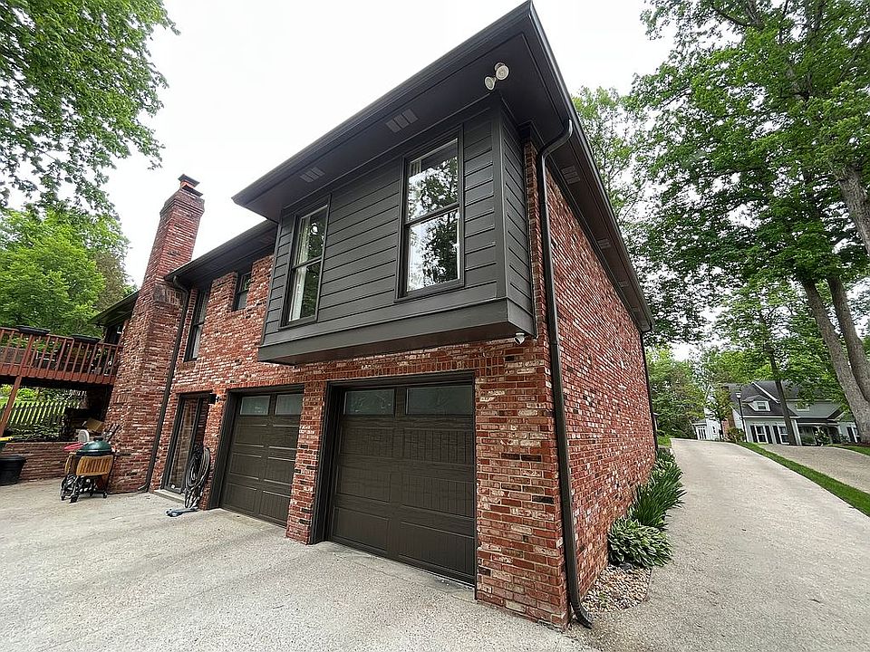 2nd image of 608 Darnay Pl