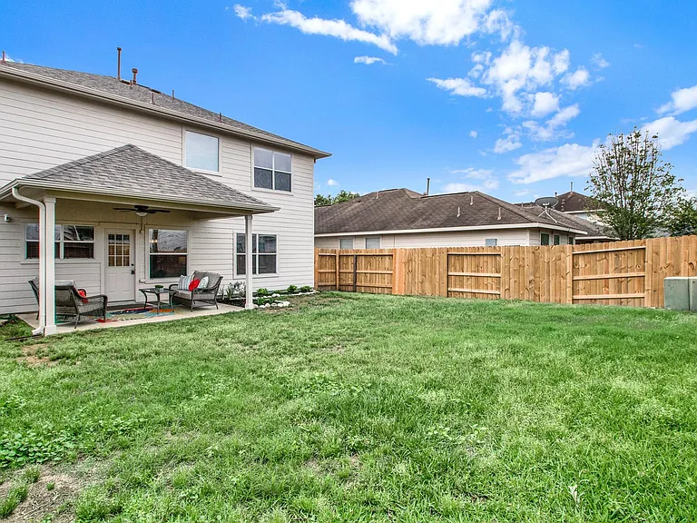 19103 Bressingham Dr — Photo 37