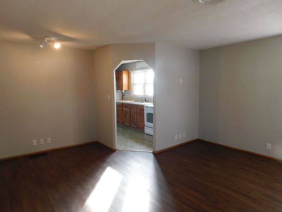 2nd image of 1617 W 3rd Ave