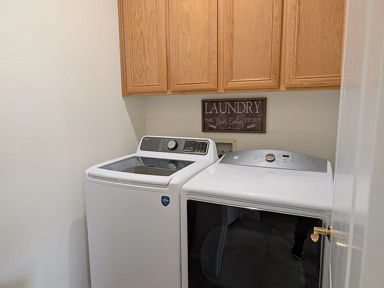 1531 Marlin Pl — Photo 18