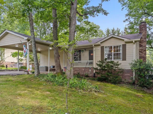 1018 Ridgeway Ave, Signal Mountain, TN 37377
