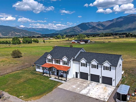 2nd image of 26190 Sliding Horse Ln