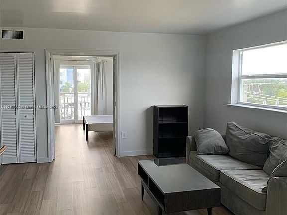 5th image of 363 Washington Ave APT 55
