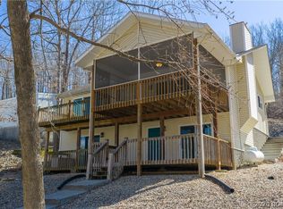 1403 Ginger Rd, Lake Ozark, MO 65049