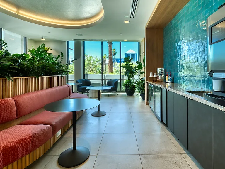 Callia Exterior Amenities 04