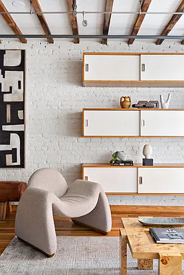 Sold by Compass | media 6