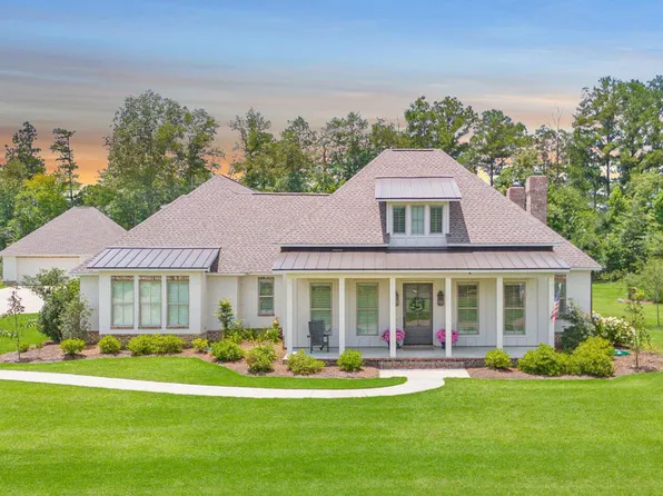 170 Fallen Oaks Dr, Brandon, MS 39047