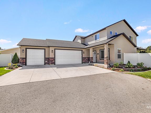 2nd image of 2168 Candleridge Dr