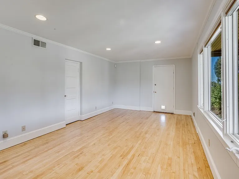 816 Everett Ave — Photo 17