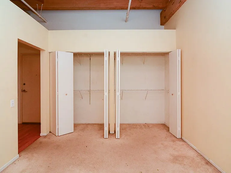 375 W Erie St #123 — Photo 13