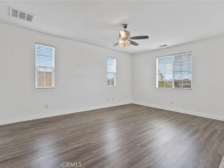 53051 Imperial St — Photo 22