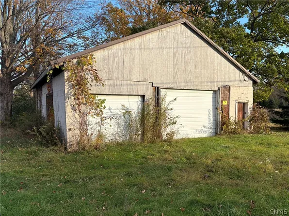 291 Goodfellow Rd, Fulton, NY 13069