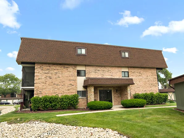 11138 Center Rd #E22, Palos Hills, IL 60465