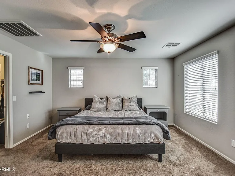3245 E Morning Star Ln — Photo 17