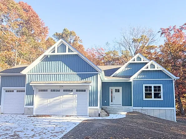324 Hazelwood Ct, Muskegon, MI 49442