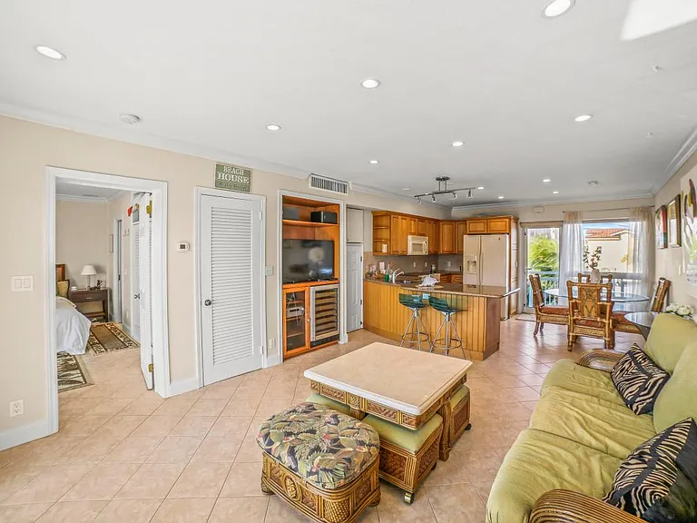 4300 El Mar Dr #33 — Photo 10