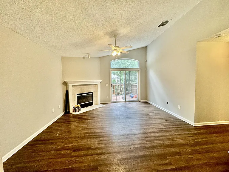 12295 Sumter Square Dr E — Photo 6