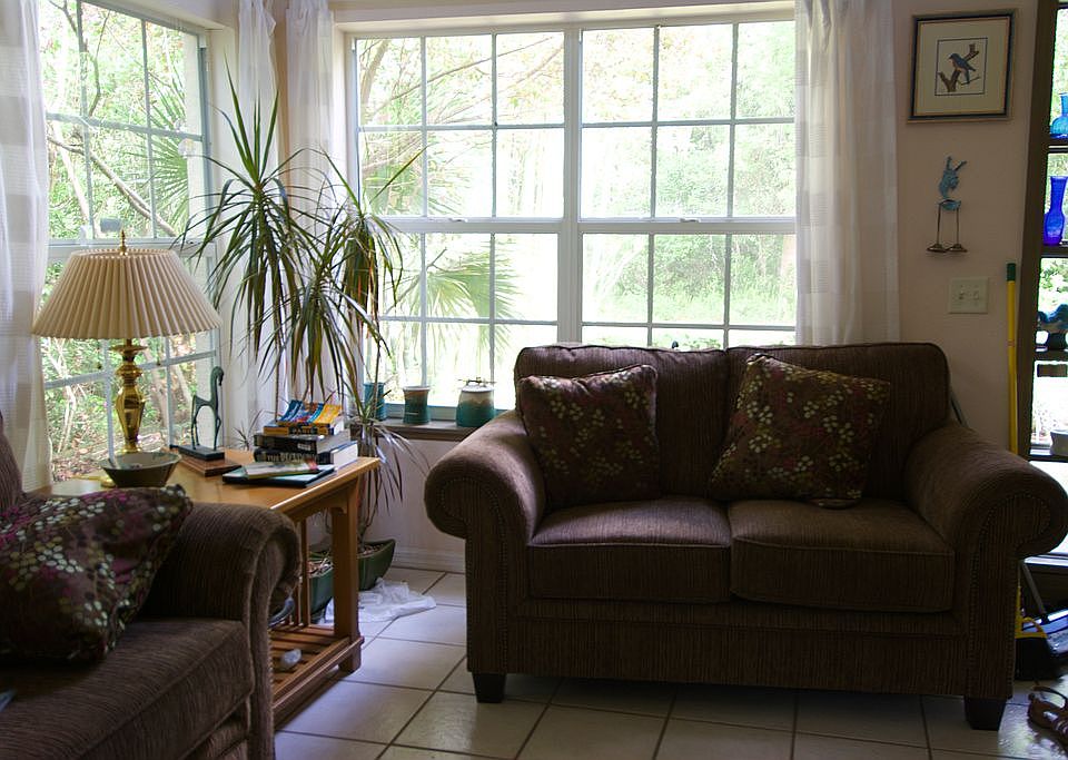2nd image of 204 W Florence Ave