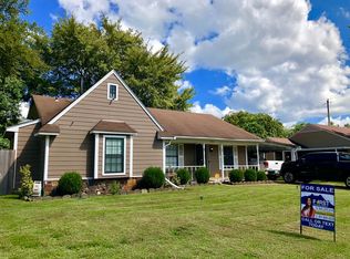 2702 Lakeside Dr, Memphis, TN 38133