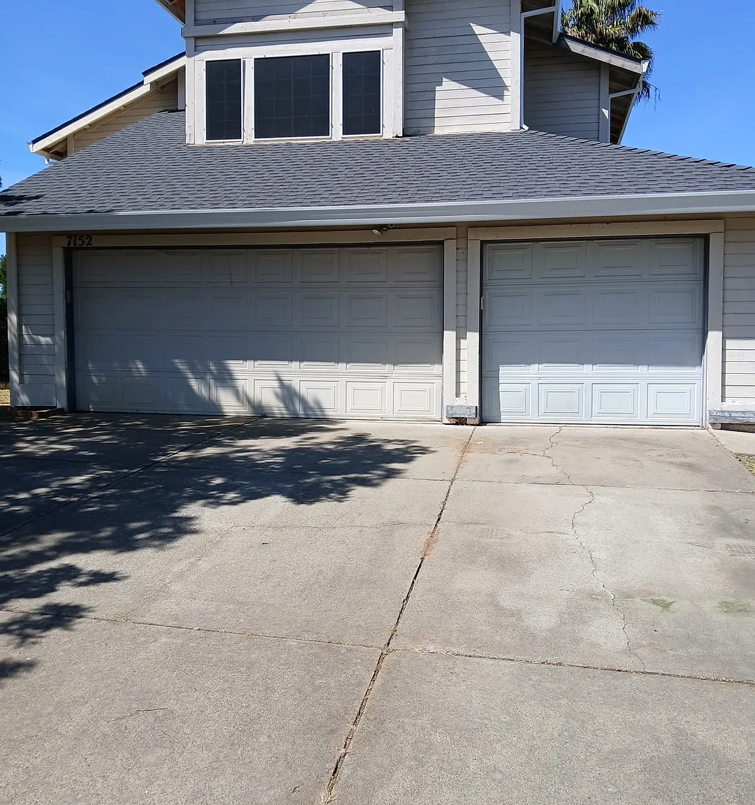 4 bed, 2107 sqft, $3,195 — Photo 2