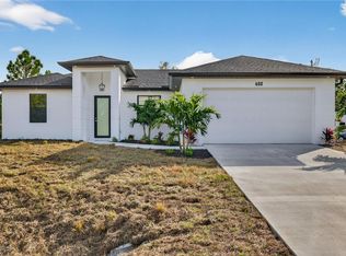 602 E 9th St, Lehigh Acres, FL 33972