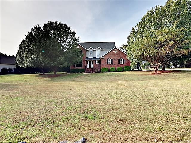 1st image of 815 Tranquil Knoll Ln