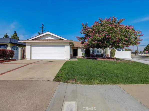 6091 Atlas Dr, Huntington Beach, CA 92647