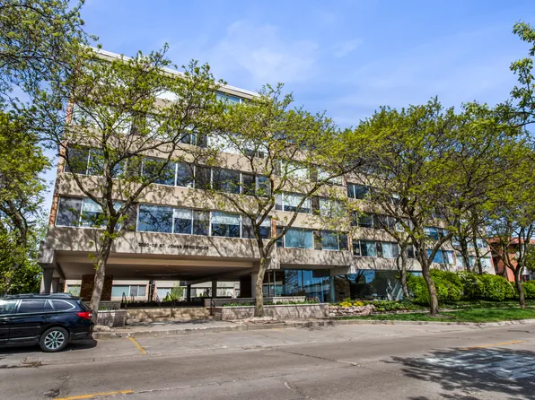2020 Saint Johns Ave APT 507, Highland Park, IL 60035