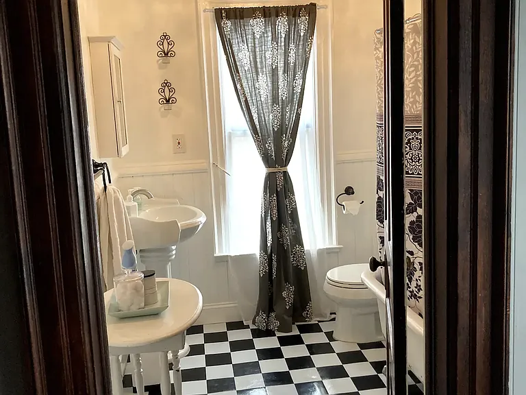 Full bath with clawfoot tub - Second Floor