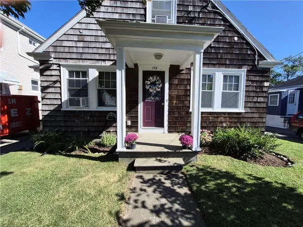 178 California St, Fall River, MA 02723