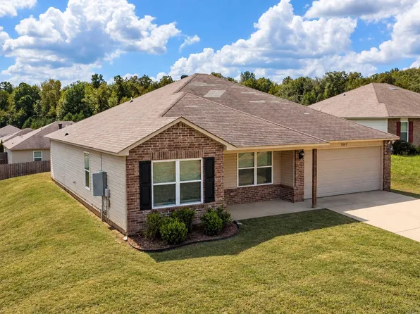 (undisclosed Address), Alexander, AR 72002