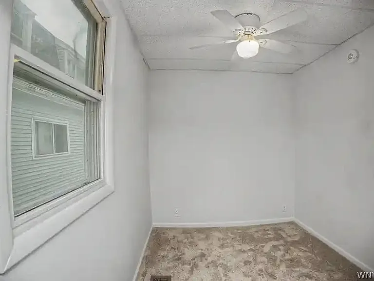 31 Riverside Ave — Photo 23